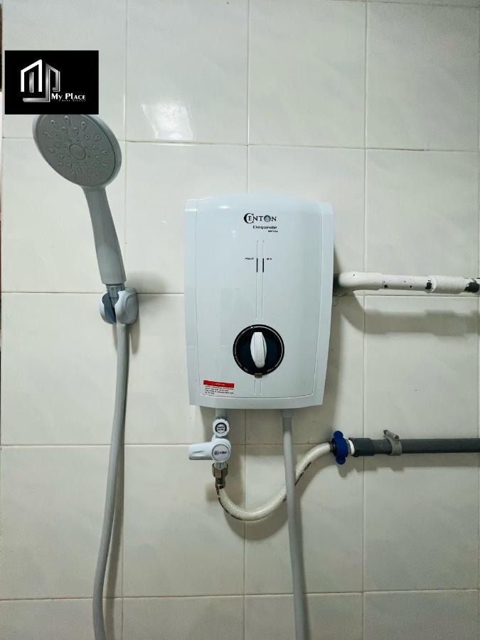 2 Storey 5Br 16Pax Semabok Taman Cheng Ho, 3 By Myplace Malacca Buitenkant foto