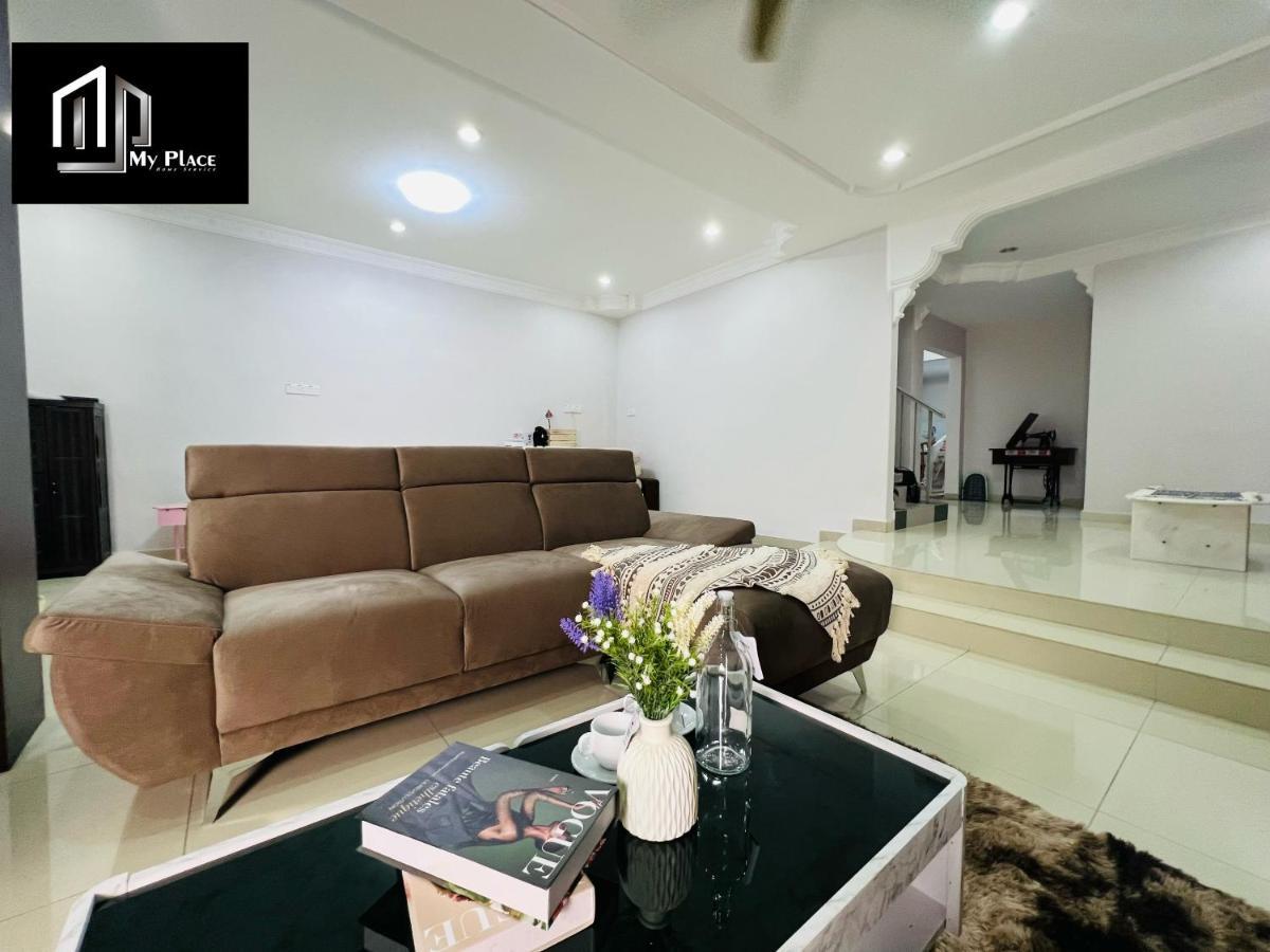 2 Storey 5Br 16Pax Semabok Taman Cheng Ho, 3 By Myplace Malacca Buitenkant foto