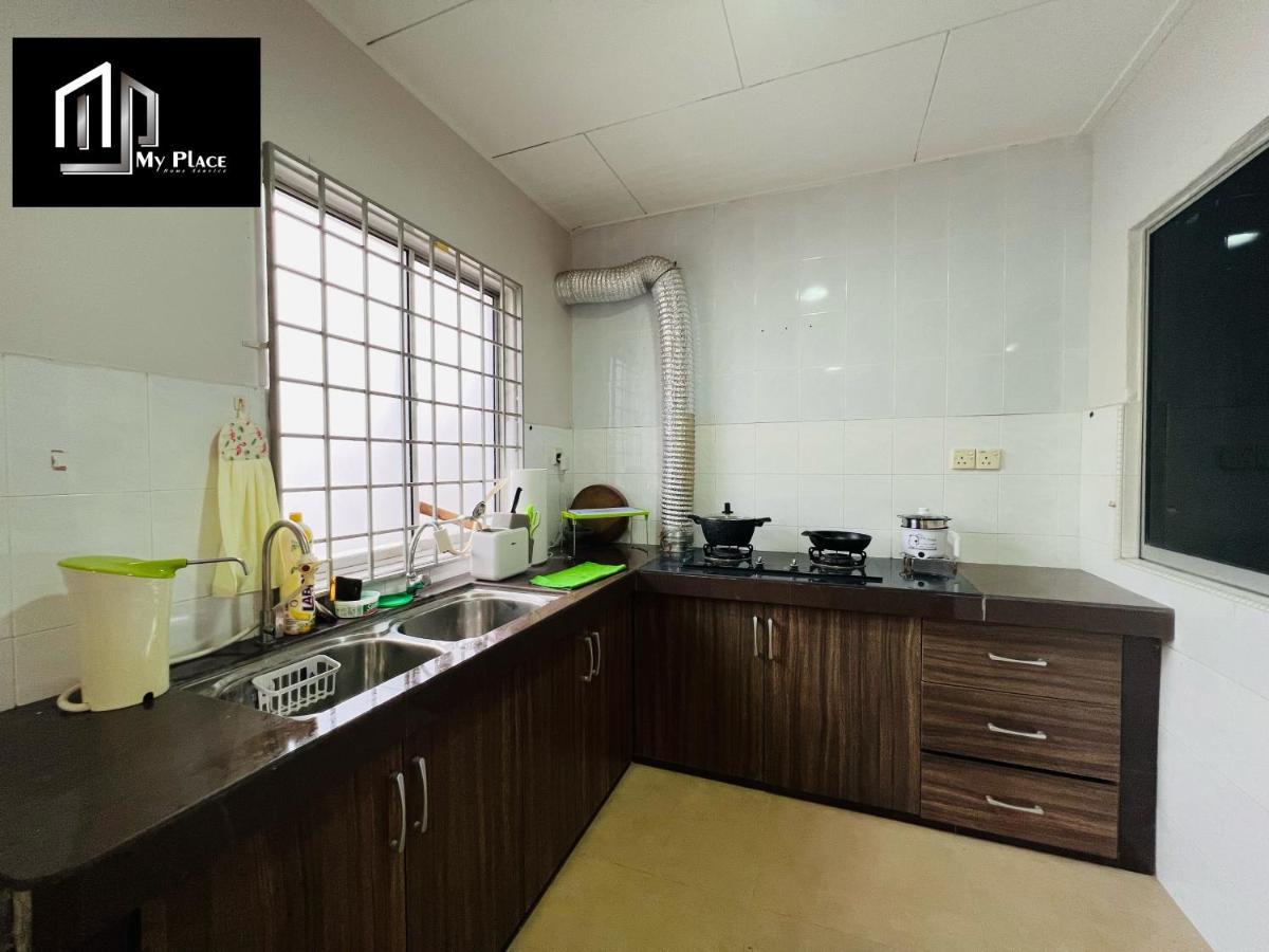2 Storey 5Br 16Pax Semabok Taman Cheng Ho, 3 By Myplace Malacca Buitenkant foto