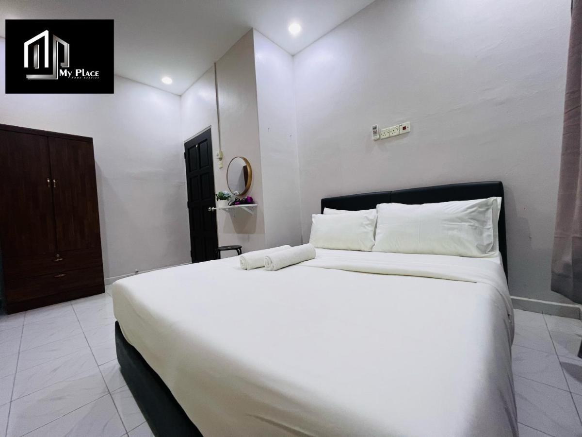 2 Storey 5Br 16Pax Semabok Taman Cheng Ho, 3 By Myplace Malacca Buitenkant foto